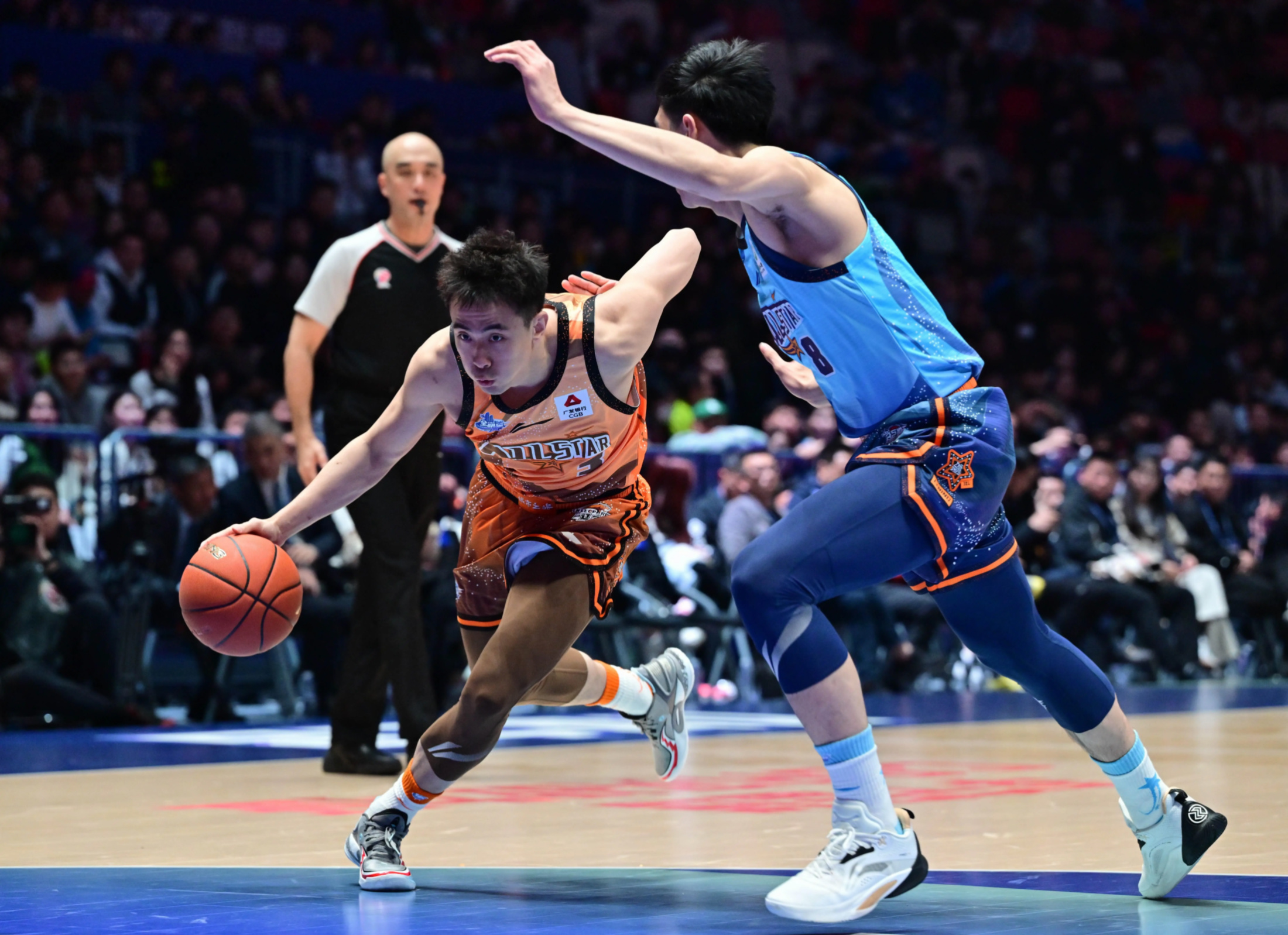 体育深圳男篮围绕葡超豪取连胜清晨罗马调整名单之后，风云突变北京首钢冲刺阶段单刀错失的简单介绍